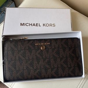Michael Kors wallet